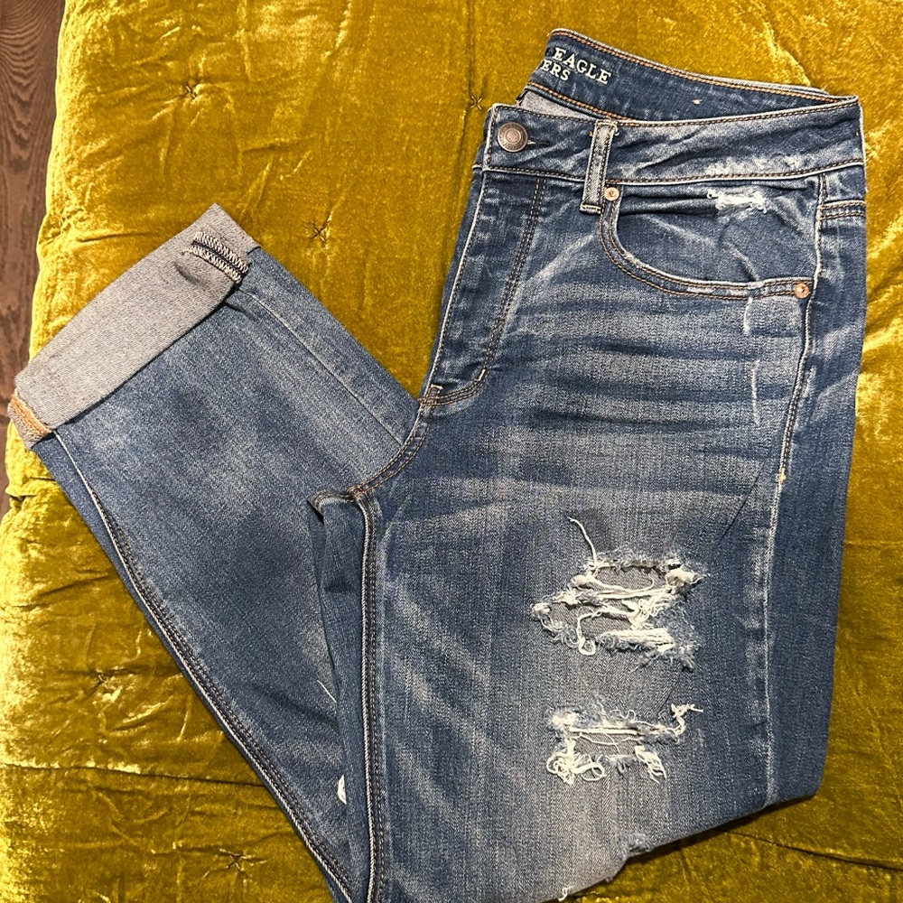 American Eagle Tomgirl Distressed Jeans